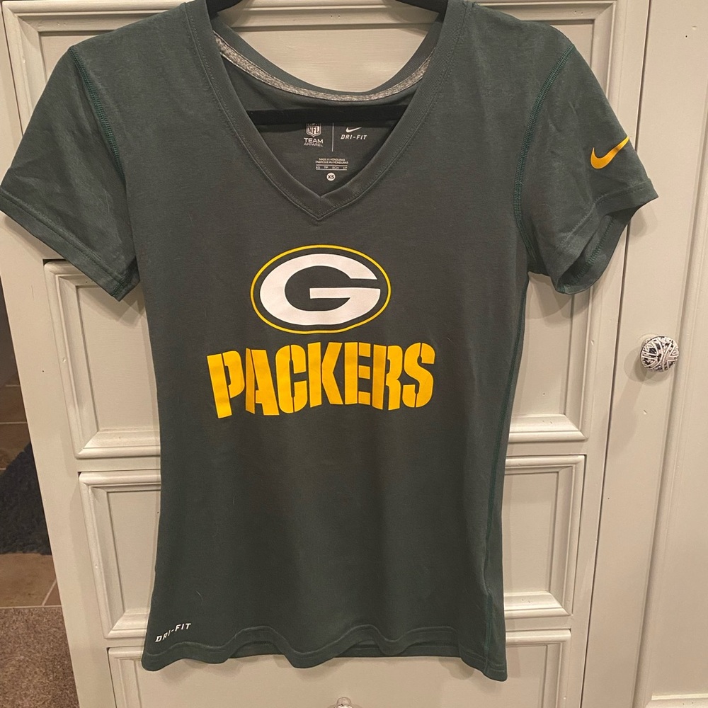 Women’s Packers fitted T